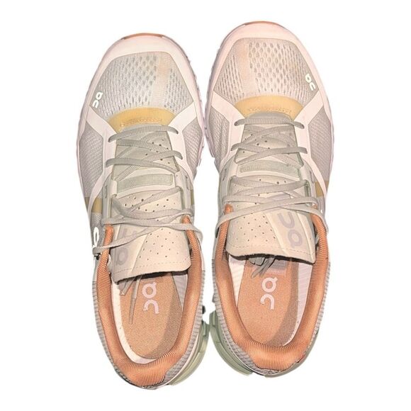 ON Cloudflow Running Shoes Aloe/White size Womens 7.5 - Picture 4 of 7
